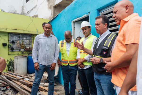 Mivhed devuelve tranquilidad a 35 familias de Villa María con reparación de viviendas vulnerables
