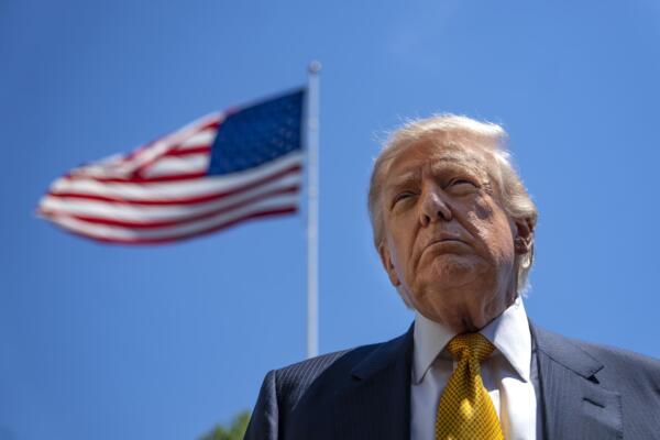 Fotografía de archivo del presidente de EE.UU., Donald Trump. EFE/EPA/BONNIE CASH / POOL