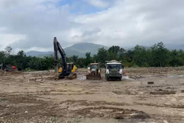 Avanzan trabajos de construcción de ciudad universitaria en Villa Altagracia