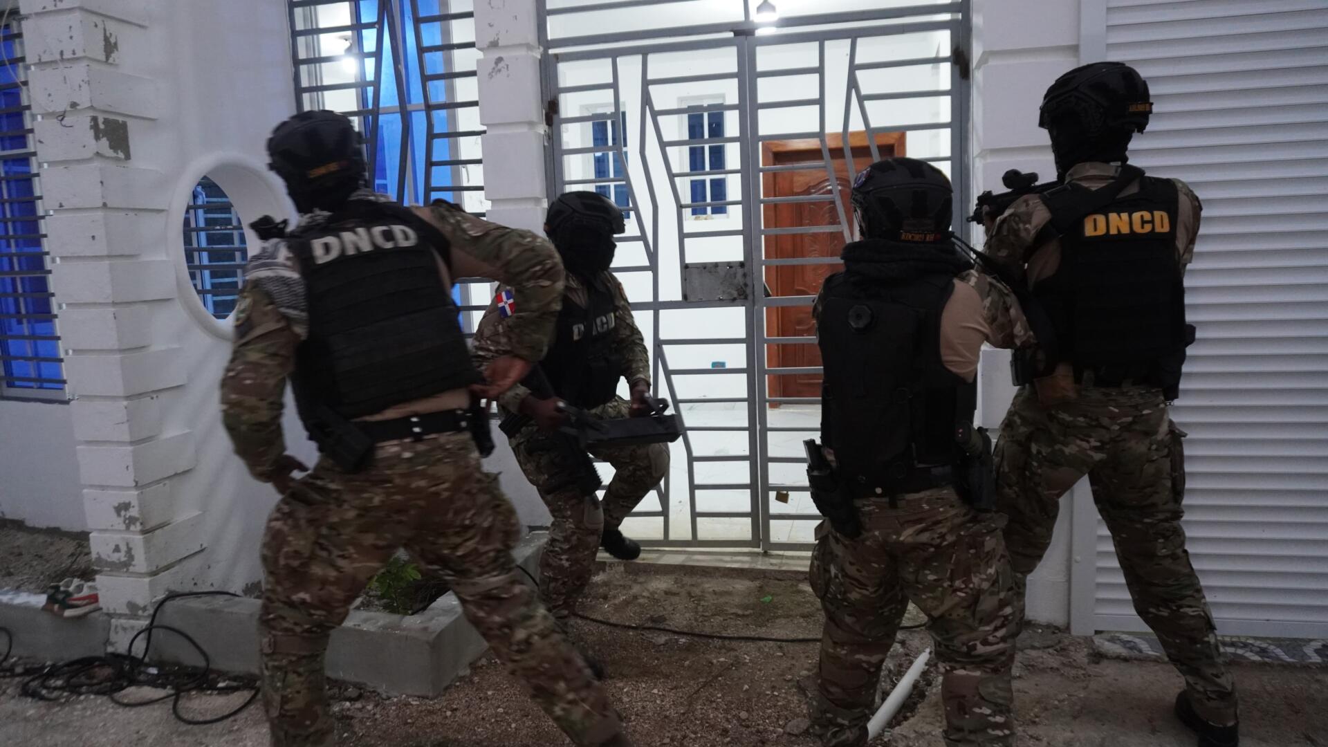 Otra operación contra el narcotráfico; capturan dos hombres vinculan al decomiso de 1.7 toneladas de cocaína