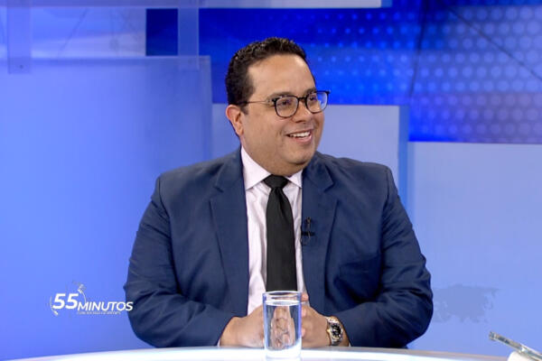 Oviedo destacó que la subasta la publicarán y transmitirán en línea para garantizar la transparencia del proceso, aunque la participación será presencial. 