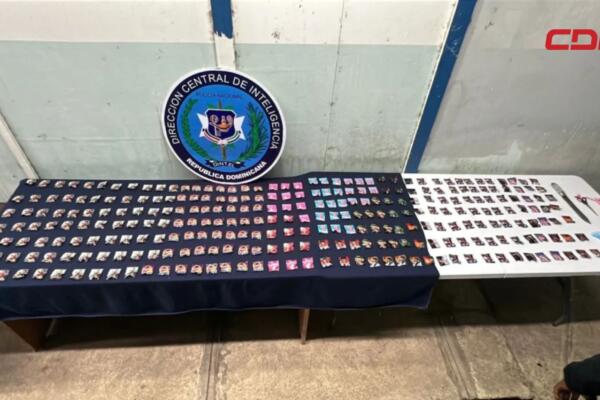 Operativo en Santiago: 17 detenidos y 365 porciones de drogas incautadas.