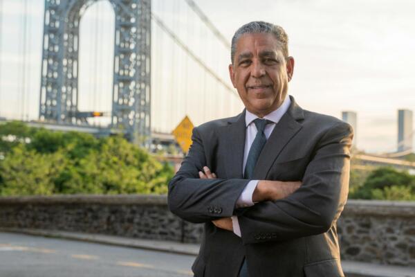 Fotografía cedida por la campaña electoral del congresista demócrata por Nueva York Adriano Espaillat que aspira conservar el escaño que ocupa desde 2017. EFE/ Espaillat For Congress