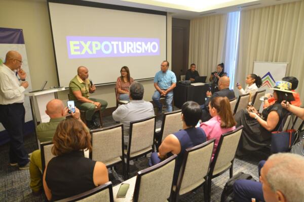 ADOMPRETUR fortalece el periodismo turístico y presenta nueva plataforma de comunicación durante Expoturismo 2026. Foto: Fuente externa 