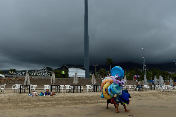 Depresión tropical Tres-E se vuelve tormenta Cristina mientras Boris amenaza sur de México