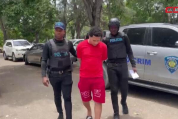 Cristofer Manuel Espinal Fernández fue arrestado por agentes del DICRIM y será puesto a disposición del Ministerio Público.