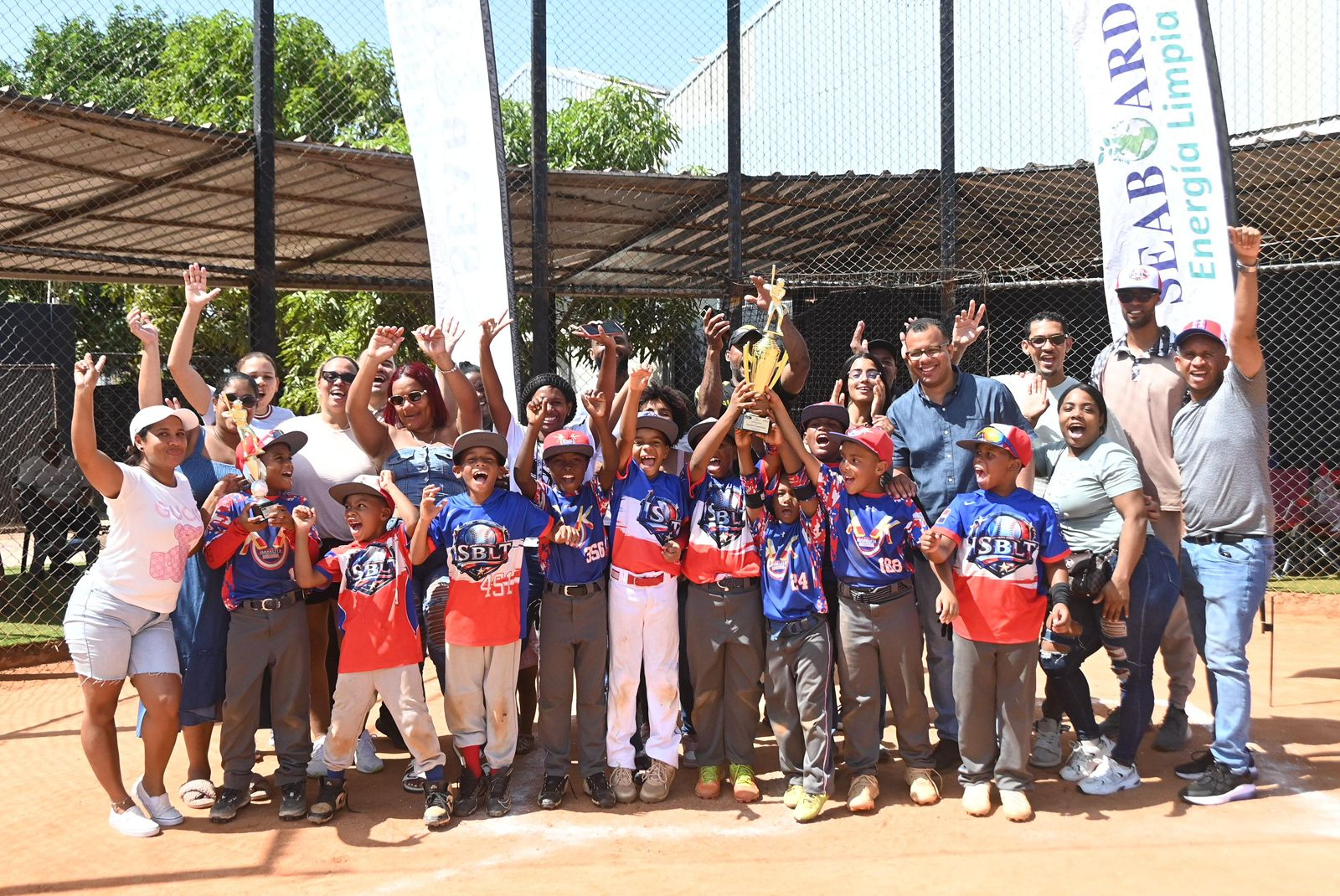 El torneo reunió a equipos de las diferentes delegaciones de la provincia Santo Domingo afiliadas a ABEPROSADO