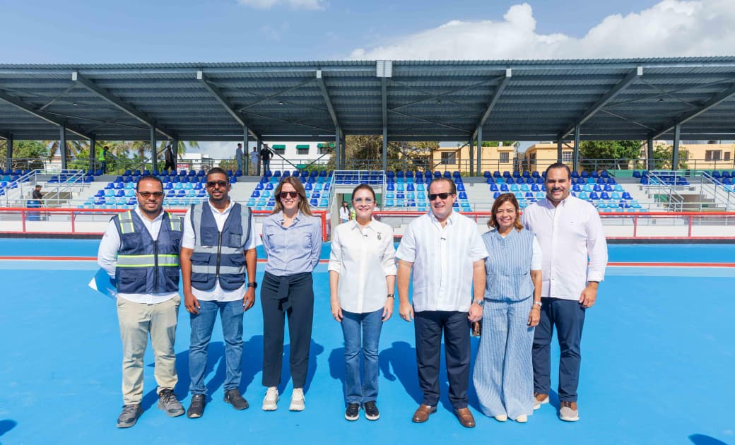  Carolina y Paliza supervisan trabajos finales del Paseo 30 de Mayo y anuncian su inauguración la próxima semana