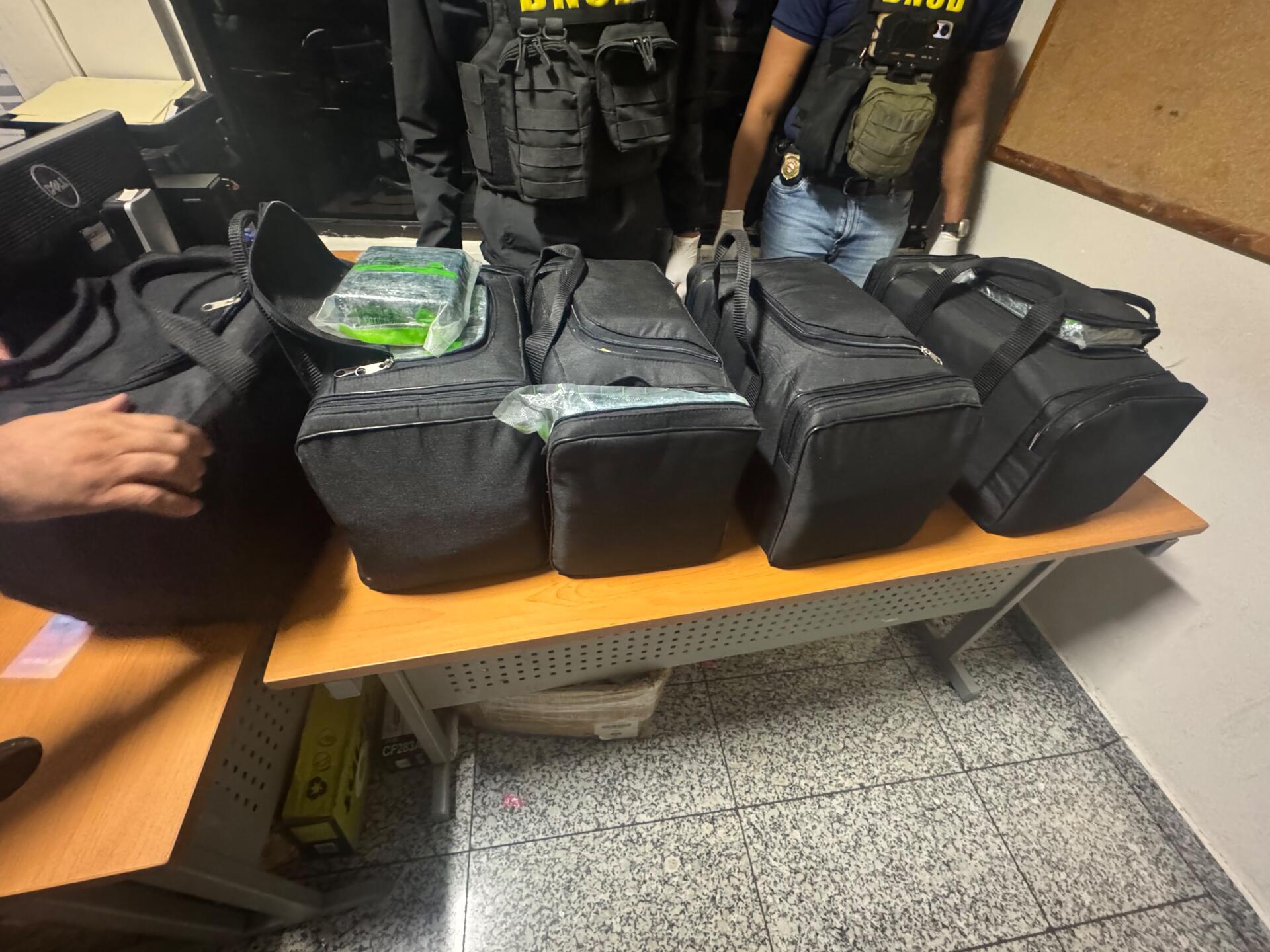 DNCD decomisa casi dos toneladas de drogas este viernes