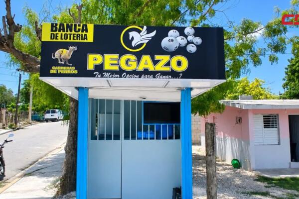Delincuente rocía sustancia y roba banca Loteka en El Cachón.