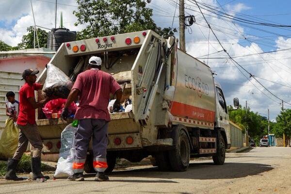 ECO5RD recolecta más de 3,700 toneladas de residuos sólidos en operativos de limpieza. Foto: Fuente externa 