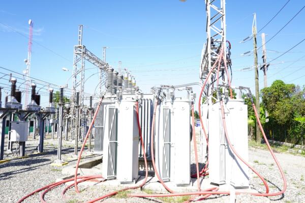 Repotenciación en Kilómetro 15 mejora servicio eléctrico.
