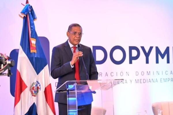 El presidente de Codopyme , Fernando Pinales.