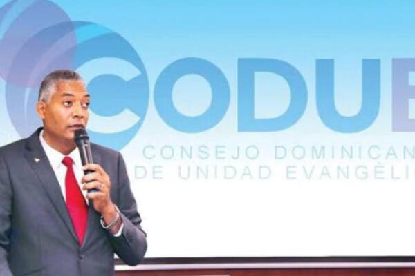Feliciano Lacen Custodio, presidente del Consejo Dominicano de Unidad Evangélica (Codue).