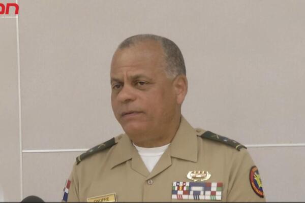 El ministro de Defensa, teniente general Carlos Antonio Fernández Onofre. Foto: CDN Digital 