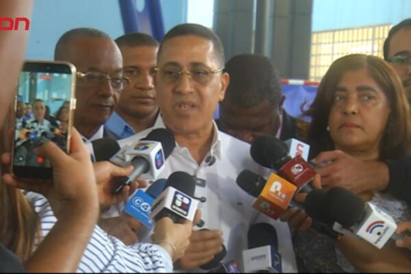 Plan Aulas 24/7/365 intensifica obras durante vacaciones.
