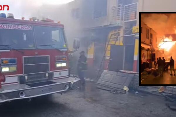 Bomberos controlan gran incendio en Z Motors Auto Parts.
