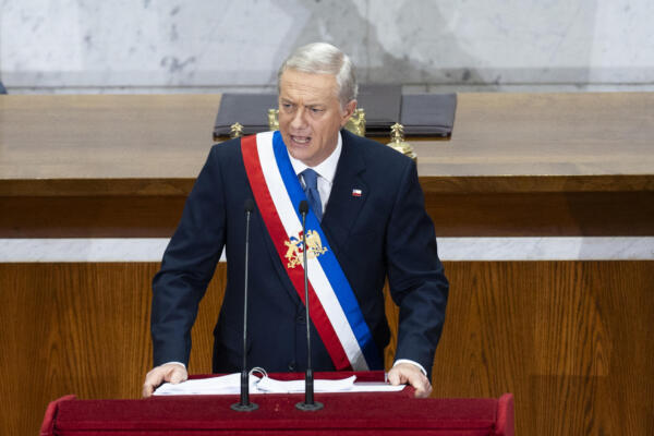 El presidente de Chile, José Antonio Kast, fue captado este 1 de junio, durante su primer discurso sobre el estado del país, ante el Parlamento, en Valparaíso (Chile). EFE/Adriana Thomasa