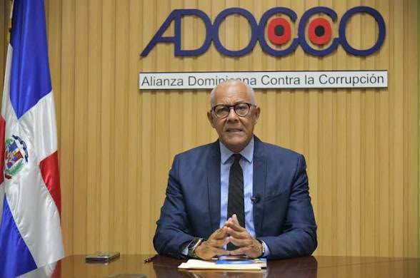 Julio César de la Rosa Tiburcio, presidente de la Alianza Dominicana Contra la Corrupción, (Adocco). 