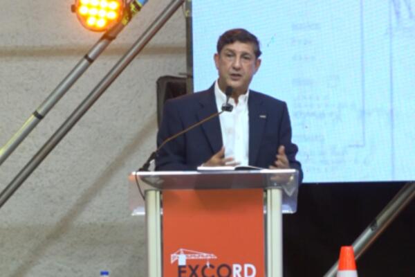 Empresarios piden plan regulador y mejoras en infraestructura.
