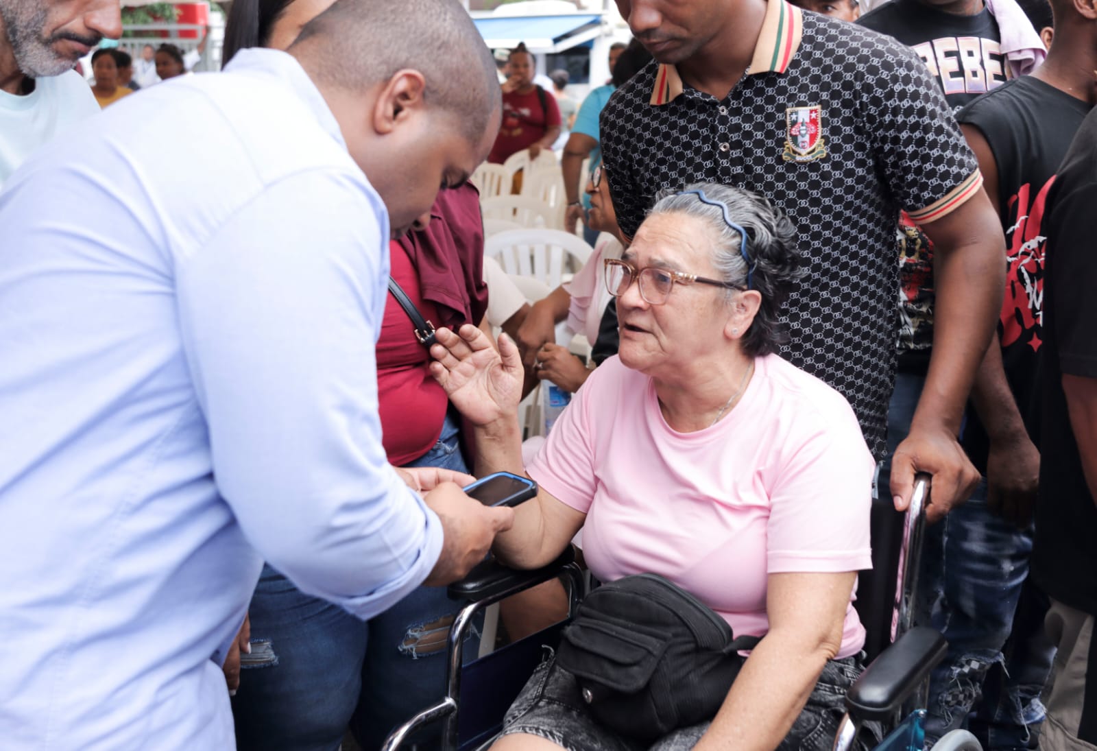 Con la entrega a 234 familias de SDN, Supérate concluye la entrega del Bono de Emergencia a más de 3,000 hogares del Gran Santo Domingo