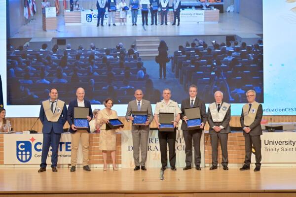 CESTE de Zaragoza reconoce a presidente de la DNCD por lucha antidrogas