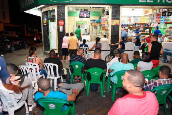 Unión Dominicana de Centros Nocturnos y Diversión denuncia cierre de negocios