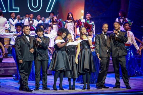Minerd inaugura la 13.ª gala nacional de la modalidad en artes