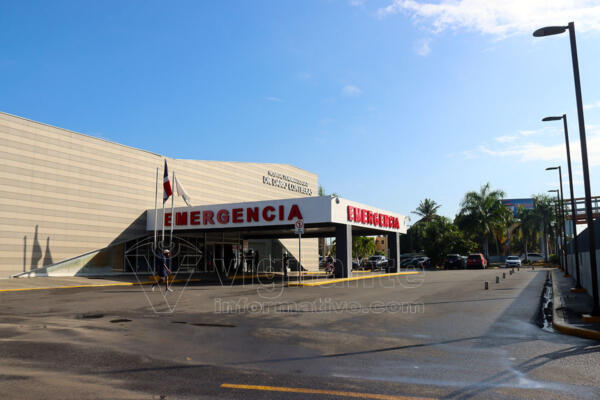 Entrada de emergencia del Hospital Traumatológico Dr. Darío Contreras