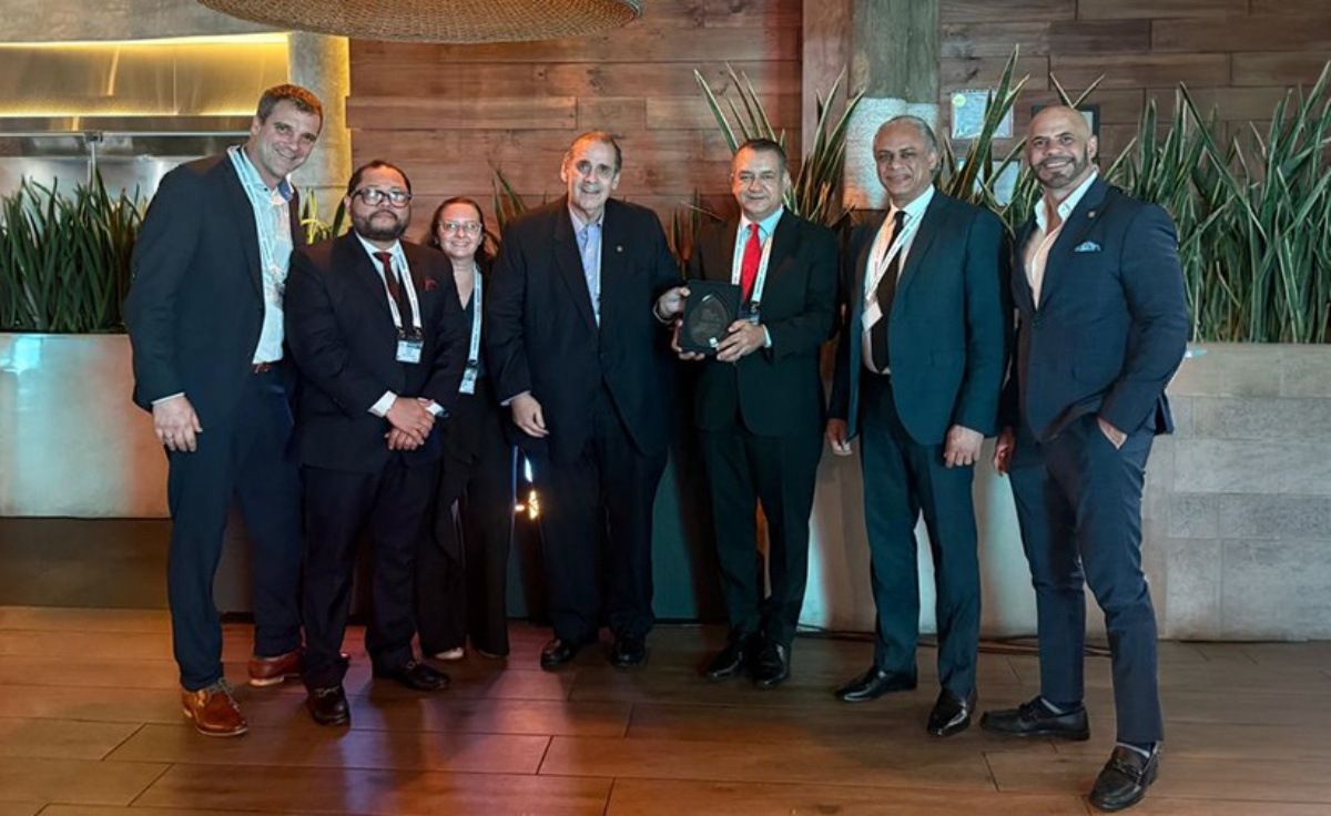 La Junta Central Electoral (JCE) recibió el premio internacional al “Mejor Documento de Identidad 2026”