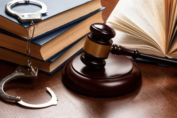 Juristas favorecen aplazamiento de entrada en vigencia del nuevo Código Penal
