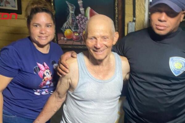 Rescatan sano a Julián Ulloa tras búsqueda en Puerto Plata.
