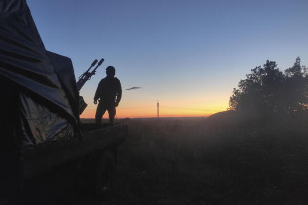 Imagen de archivo de un soldado ucraniano en Járkov, en el este de Ucrania. EFE/ Rostyslav Averchuk
