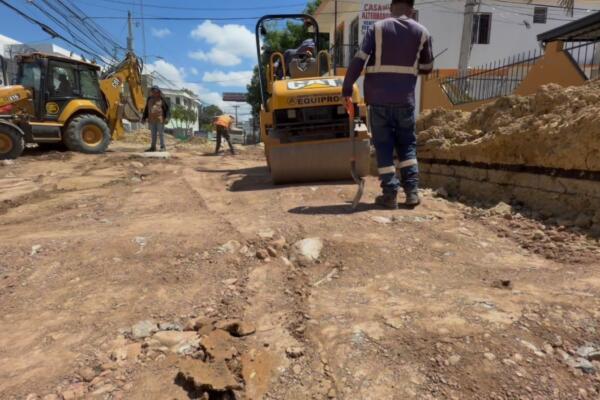 Coraasan habilita tránsito en la calle Padre Las Casas tras concluir trabajos del colector de aguas residuales