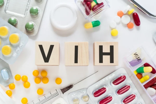 Conavihsida alerta por alto abandono de tratamiento contra VIH; mayoría son pacientes haitianos
