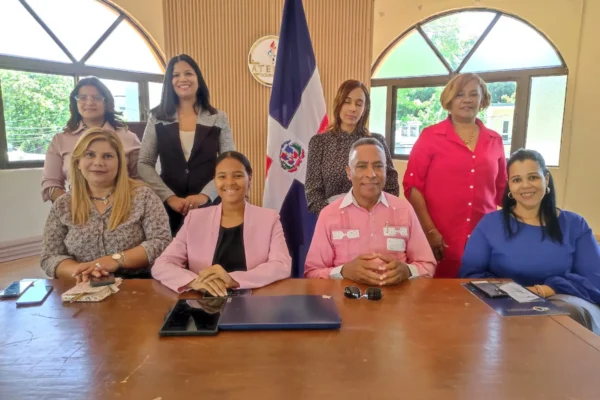 Anuncian “celebración social de los 15 años”
