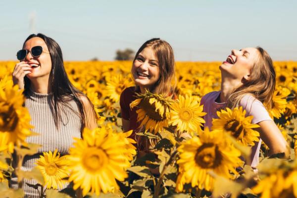 Yellow Day: ¿por qué se considera el día más feliz del año?