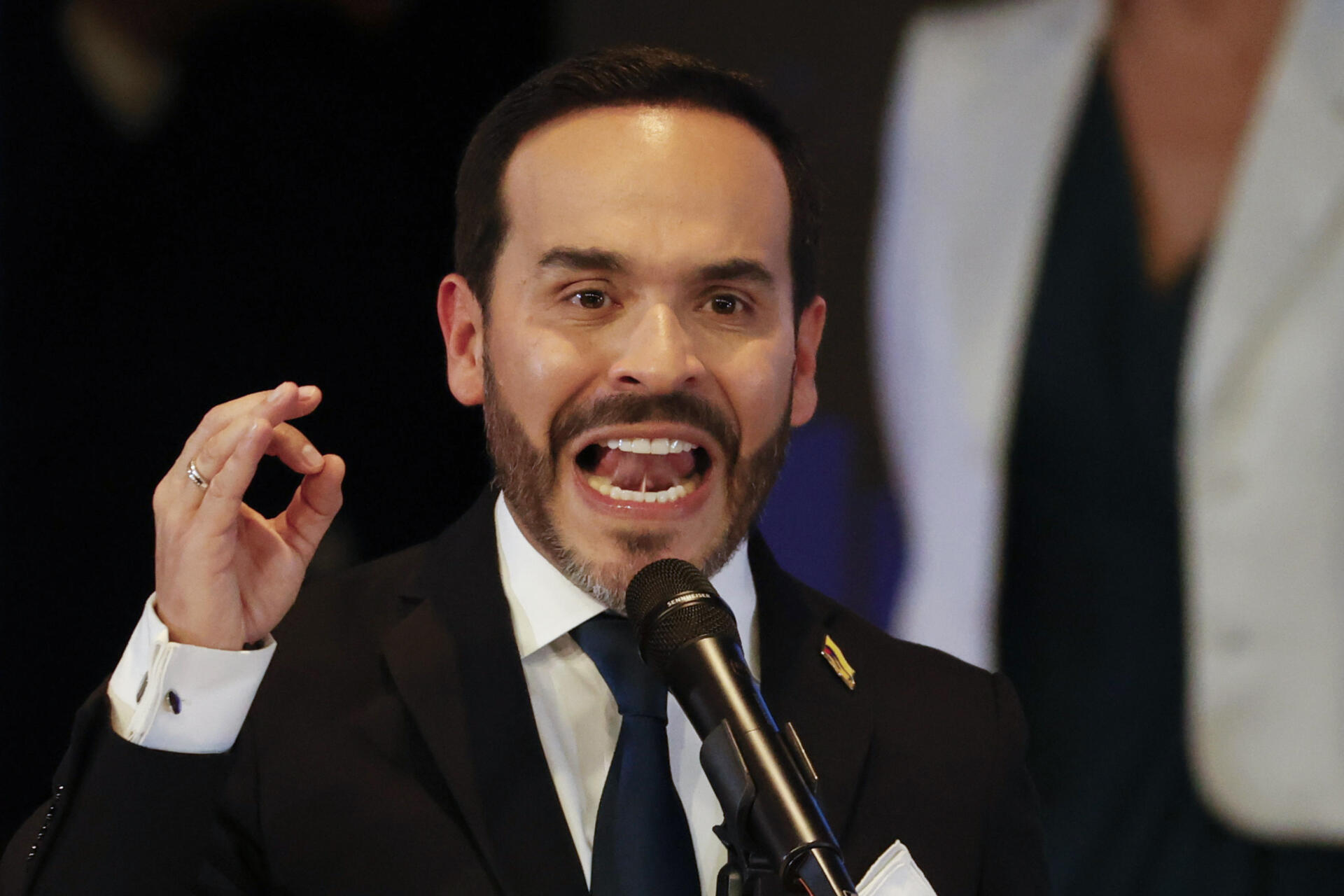 El presidente electo de Colombia acusa a Petro de orquestar un "golpe de Estado"