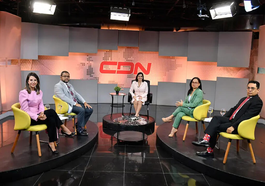 Biviana Riveiro durante la entrevista central.