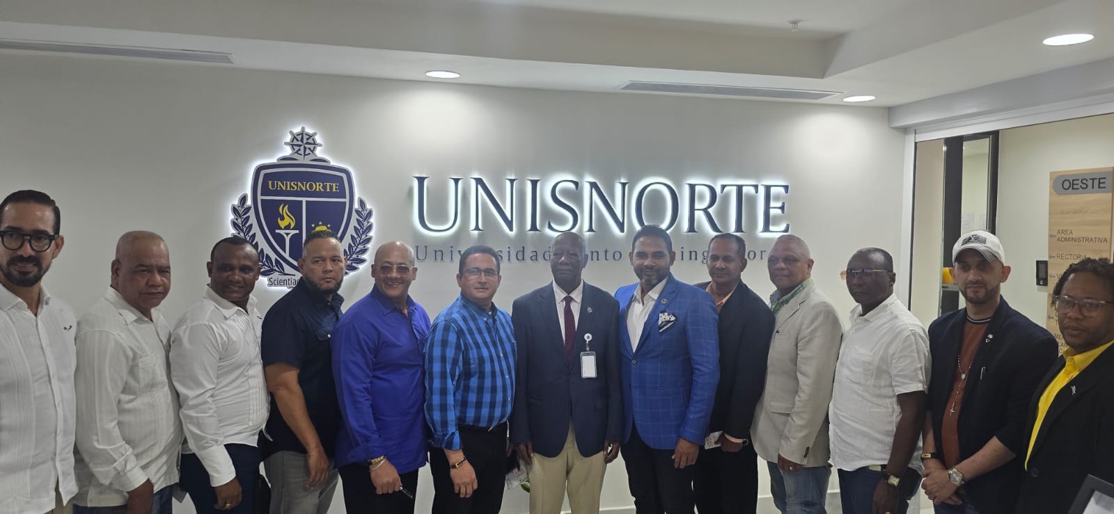 Comunicadores de SDN conocen instalaciones de UNISNORTE como parte de Voces con Futuro