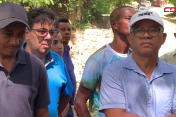 Altamira amenaza con paralizar la zona si MOP no termina carretera.