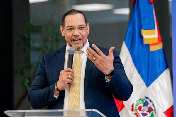 Director de Defensa Pública pide la destitución de la Procuradora Fiscal de la Unidad de Género de la Provincia SDE