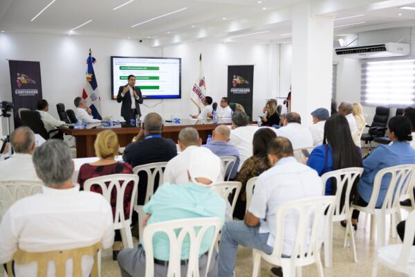 Economista Juan Ariel Jiménez asegura sector agropecuario requiere políticas públicas que garanticen productividad