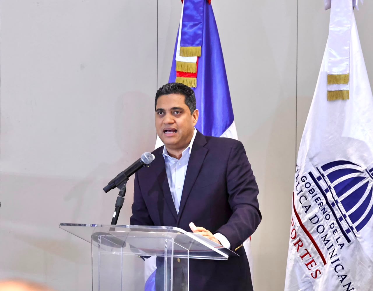 El ministro Cruz reveló que los atletas de deportes individuales que obtengan medalla de oro recibirán un incentivo económico de RD$300,000;