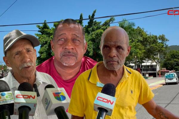 Vecinos de Cabral piden solución tras días sin suministro.
