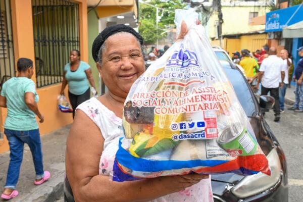 Gobierno impacta a miles de familias de Samaná con inversión de RD$15.8 millones en asistencia social. Foto: Fuente externa