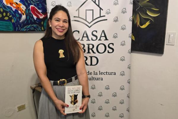 Durante un encuentro con lectores en Casa Libros, Luisa Apolinar adelantó aspectos de su nueva obra, Mutiladas por el bisturí social.