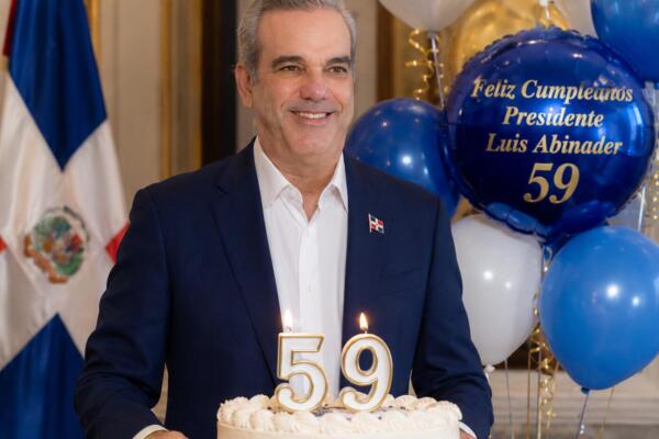 Luis Abinader celebra un año más de vida al frente de la conducción del país