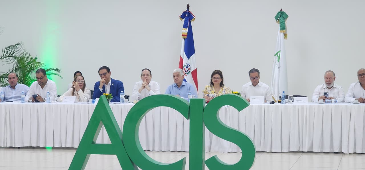 Sector empresarial del Cibao respalda construcción de la Autopista del Ámbar