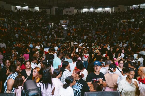 Más de 22,000 personas se congregaron en la Gran Arena del Cibao durante tres días. Foto: Fuente externa 